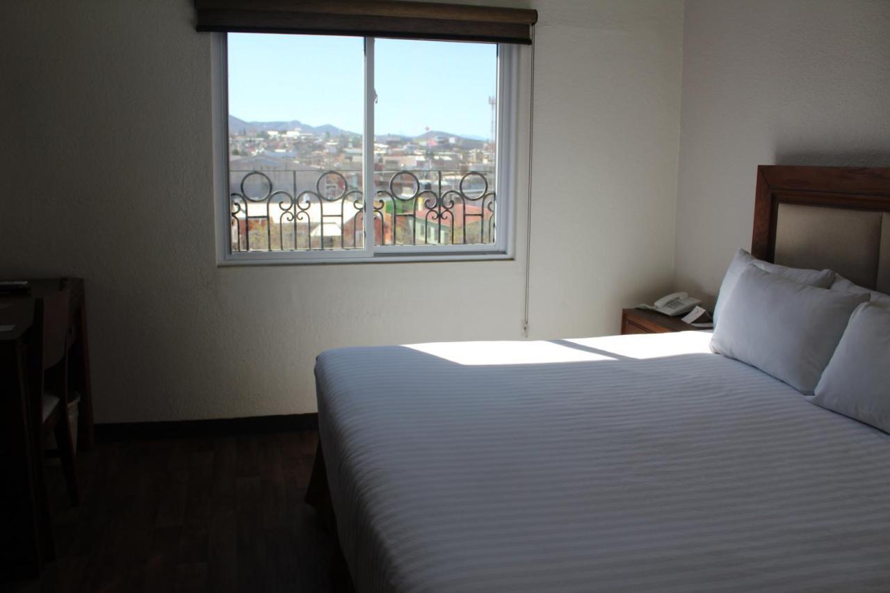 Hotel Adriana Hidalgo del Parral Eksteriør bilde